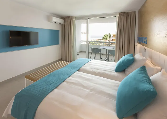Akeah Broncemar Hotel
