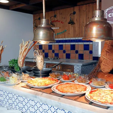 Akeah Broncemar Hotel 4*