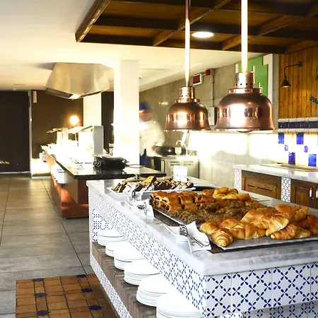 Hotel Akeah Broncemar