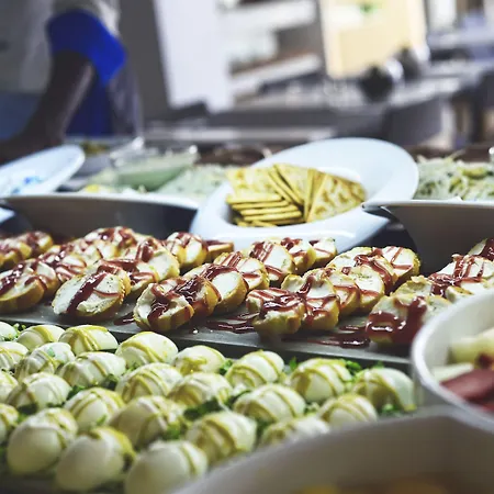 Hotell Akeah Broncemar