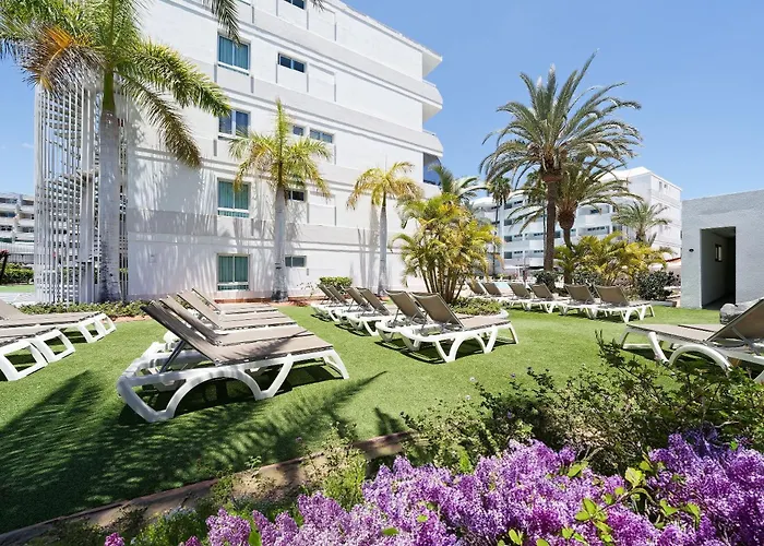 Akeah Broncemar Hotel