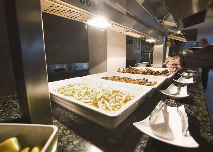 Akeah Broncemar Hotel 4*