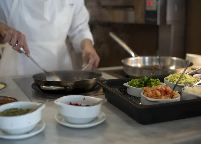 Akeah Broncemar Hotel