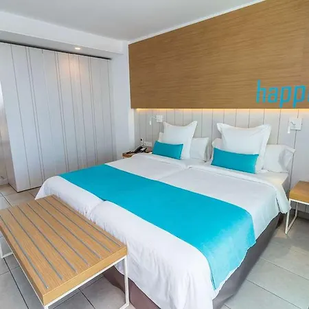 Akeah Broncemar Hotel