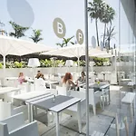 Akeah Broncemar Hotel